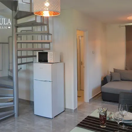 Apartment Mandula *